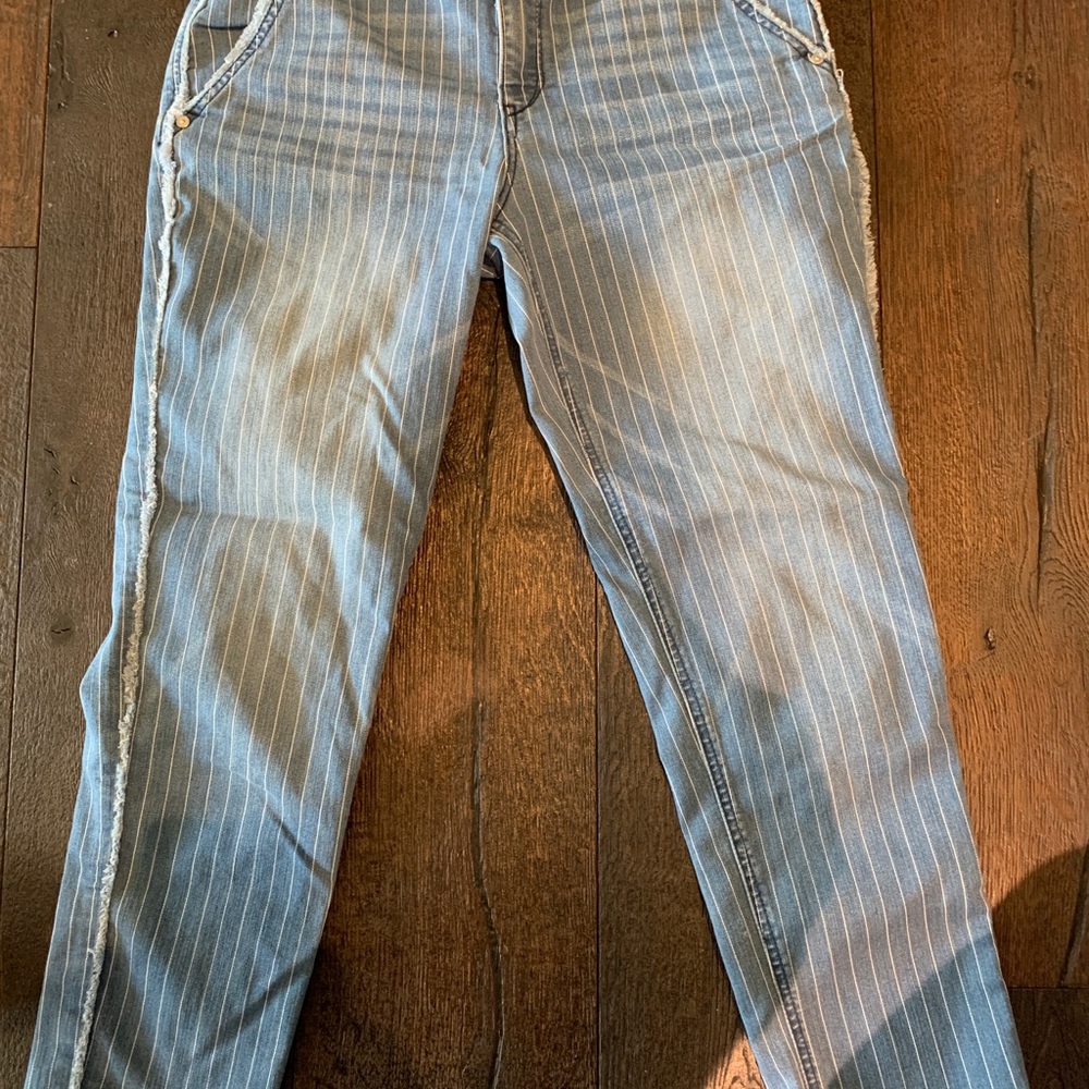 Super cute striped jeans with some fray on the sides